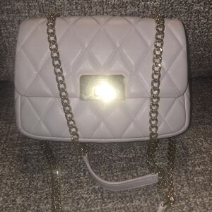 Elegant Quilted Lavender Handbag with Gold Chain